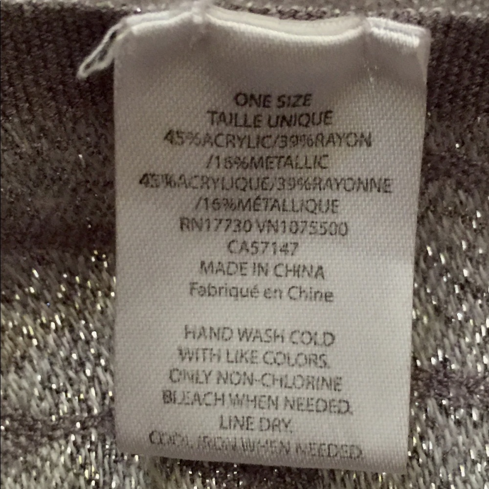 Gorgeous pashmina which also makes a lovely throw - Picture 2 of 3